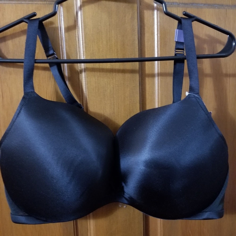 NWT Cacique 42DD black, max boost plunge bra